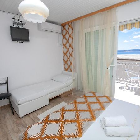 Apartments By The Sea Duce, Omis - 2992 Dugi Rat Oda fotoğraf
