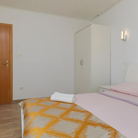 Apartments By The Sea Duce, Omis - 2992 Dugi Rat Oda fotoğraf