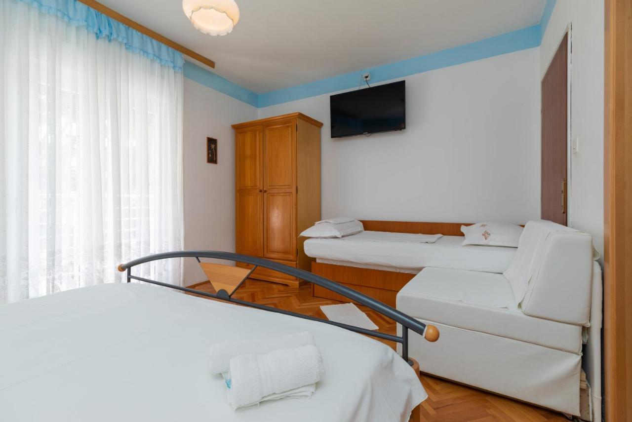 Apartments By The Sea Duce, Omis - 2992 Dugi Rat Dış mekan fotoğraf