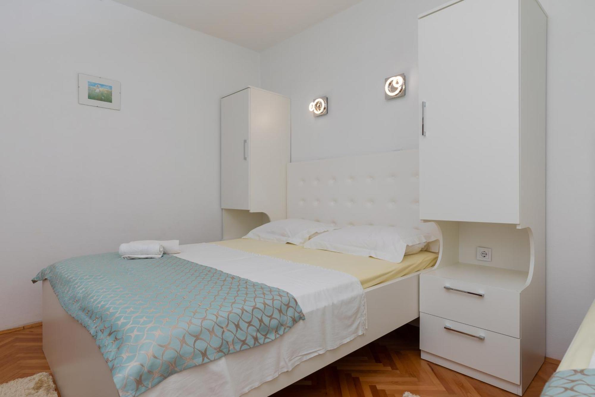 Apartments By The Sea Duce, Omis - 2992 Dugi Rat Oda fotoğraf