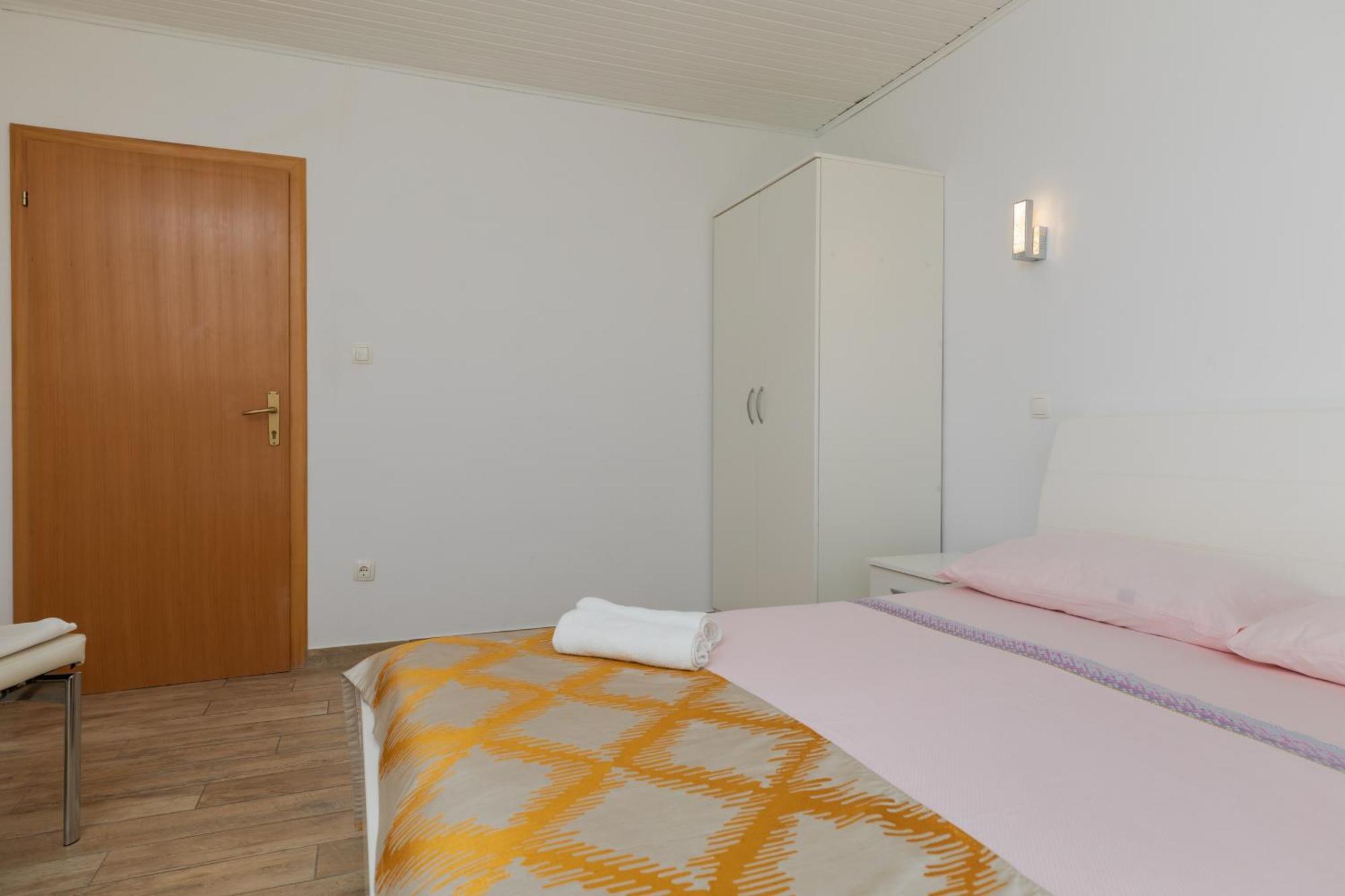Apartments By The Sea Duce, Omis - 2992 Dugi Rat Oda fotoğraf